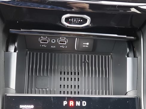 New 2026 Jeep Grand Cherokee Altitude AWD/4WD image 22