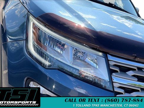 Used 2018 Ford Explorer Limited AWD/4WD image 28