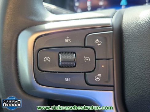Used 2024 Chevrolet Suburban Z71 w/ Luxury Package AWD/4WD image 24