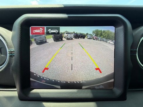Used 2021 Jeep Wrangler Unlimited Rubicon 4xe w/ Steel Bumper Group AWD/4WD image 4