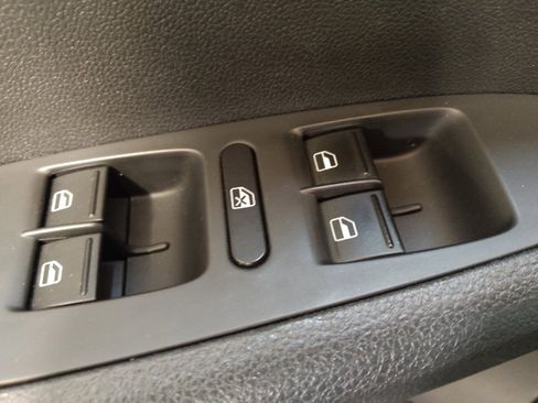Used 2014 Volkswagen Jetta S FWD image 27