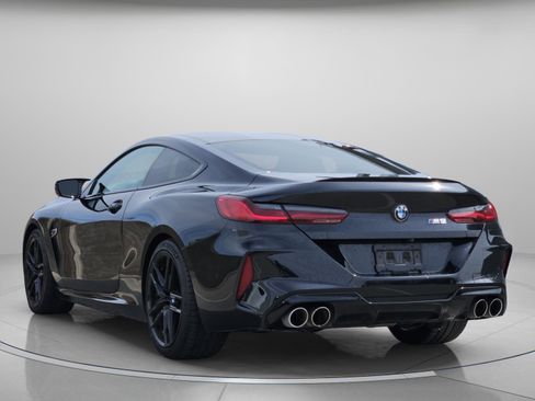 Used 2020 BMW M8 Coupe image 3