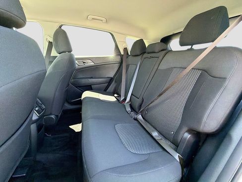 Used 2025 Kia Sportage LX AWD/4WD image 24