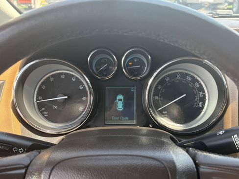 Used 2014 Buick Verano Leather FWD image 9