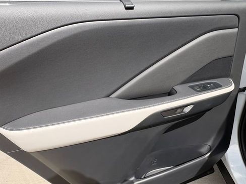 New 2026 Lexus TX 500h AWD image 18