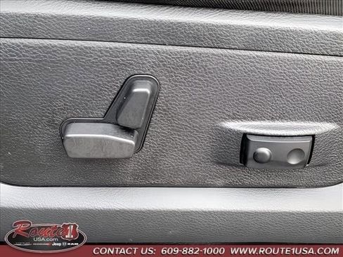 Used 2025 RAM 1500 Big Horn AWD/4WD image 33