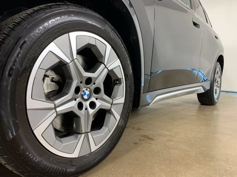 Used 2025 BMW X1 xDrive28i AWD/4WD image 2