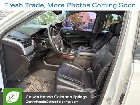 Used 2017 GMC Yukon SLT AWD/4WD image 9