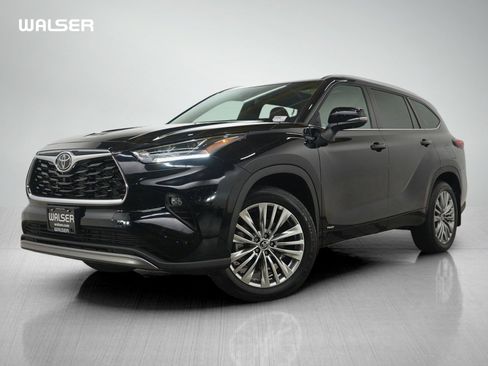 Used 2026 Toyota Highlander Platinum AWD/4WD image 1