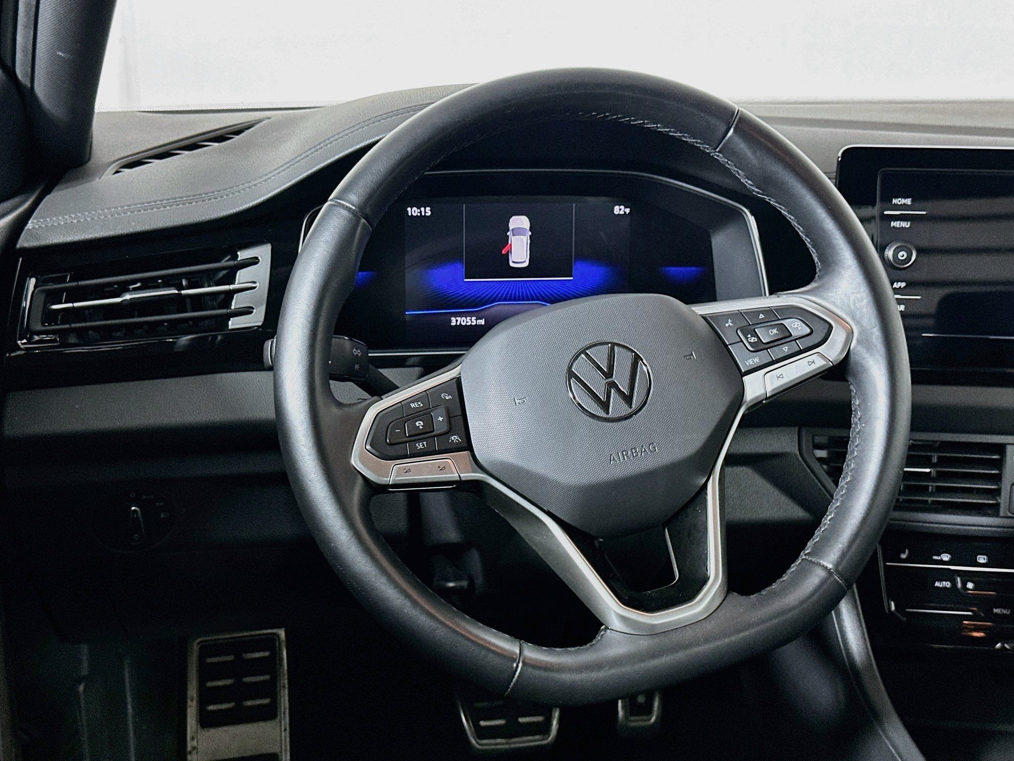 Used 2025 Volkswagen Jetta Sport FWD image 18