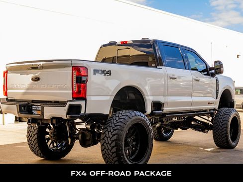Used 2023 Ford F250 Lariat w/ Lariat Ultimate Package image 9