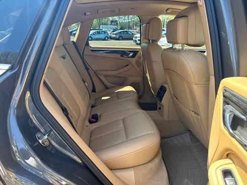 Used 2016 Porsche Macan S AWD/4WD image 35