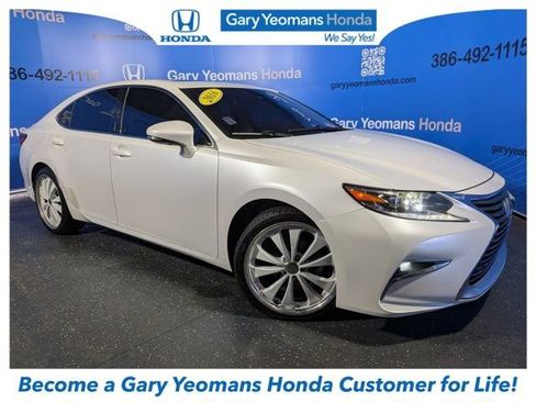 Used 2016 Lexus ES 350 w/ Premium Package w/Wood Trim FWD image 1