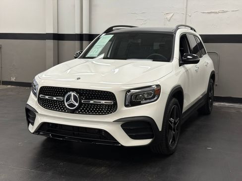 Used 2023 Mercedes-Benz GLB 250 image 5