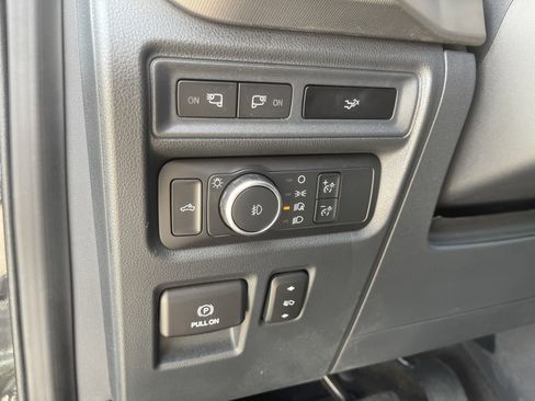 Used 2022 Ford F150 Raptor w/ Equipment Group 801A High AWD/4WD image 17
