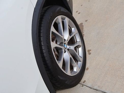 Used 2026 BMW X5 xDrive40i AWD/4WD image 41