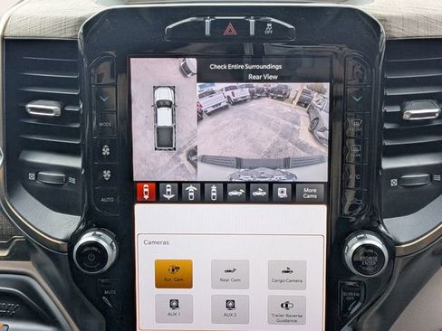 Used 2024 RAM 2500 Limited w/ Towing Technology Group image 28