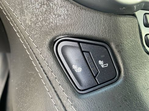 Used 2019 Chevrolet Tahoe LT AWD/4WD image 19