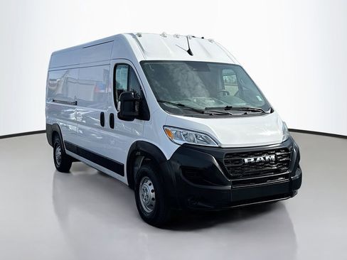 Used 2023 RAM ProMaster 3500 FWD image 3