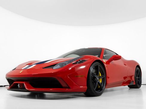 Used 2015 Ferrari 458 Speciale Coupe RWD image 14