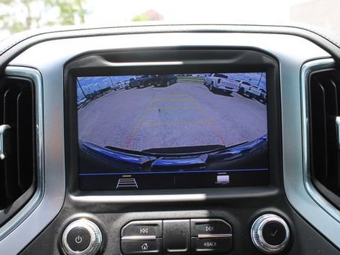 Used 2022 GMC Sierra 2500 SLE w/ SLE Convenience Package AWD/4WD image 24