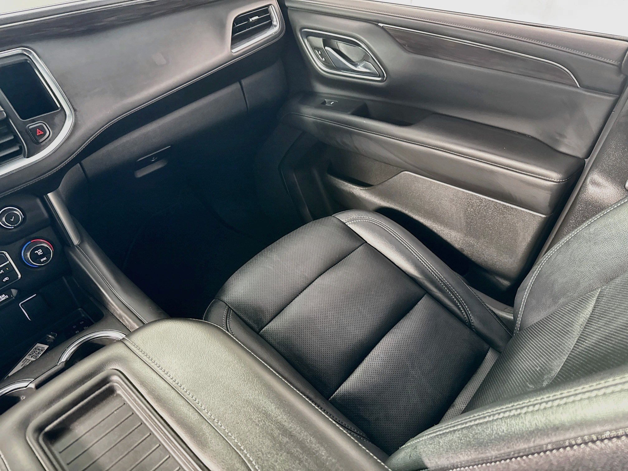Used 2023 Chevrolet Suburban LS AWD/4WD image 22