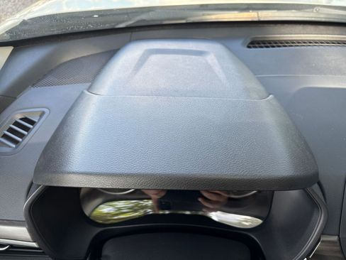 Used 2025 Nissan Altima 2.5 SV FWD image 35
