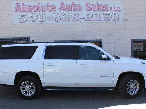 Used 2020 GMC Yukon XL SLT AWD/4WD image 1