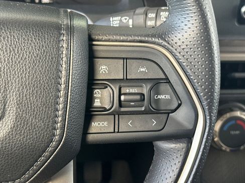 Certified 2025 Toyota 4Runner SR5 image 30