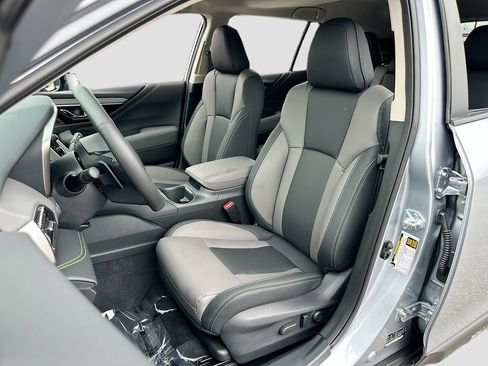 Certified 2025 Subaru Outback Onyx Edition AWD/4WD image 25