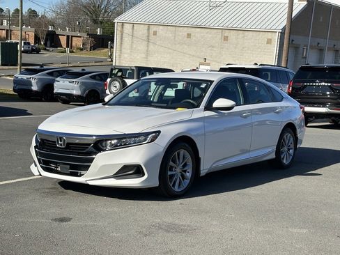 Used 2021 Honda Accord LX image 2