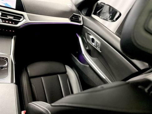 Used 2022 BMW 330i xDrive Msport Pkg w/ M Sport Package image 18