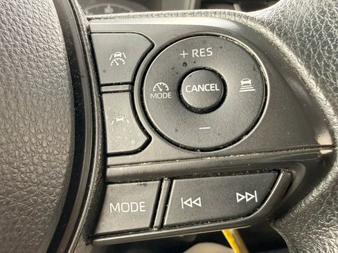 Used 2023 Toyota Corolla LE FWD image 19