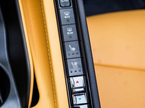 Used 2022 Chevrolet Corvette Stingray Preferred Conv w/ 2LT image 23