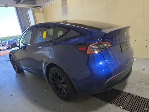 Used 2023 Tesla Model Y Long Range AWD/4WD image 4