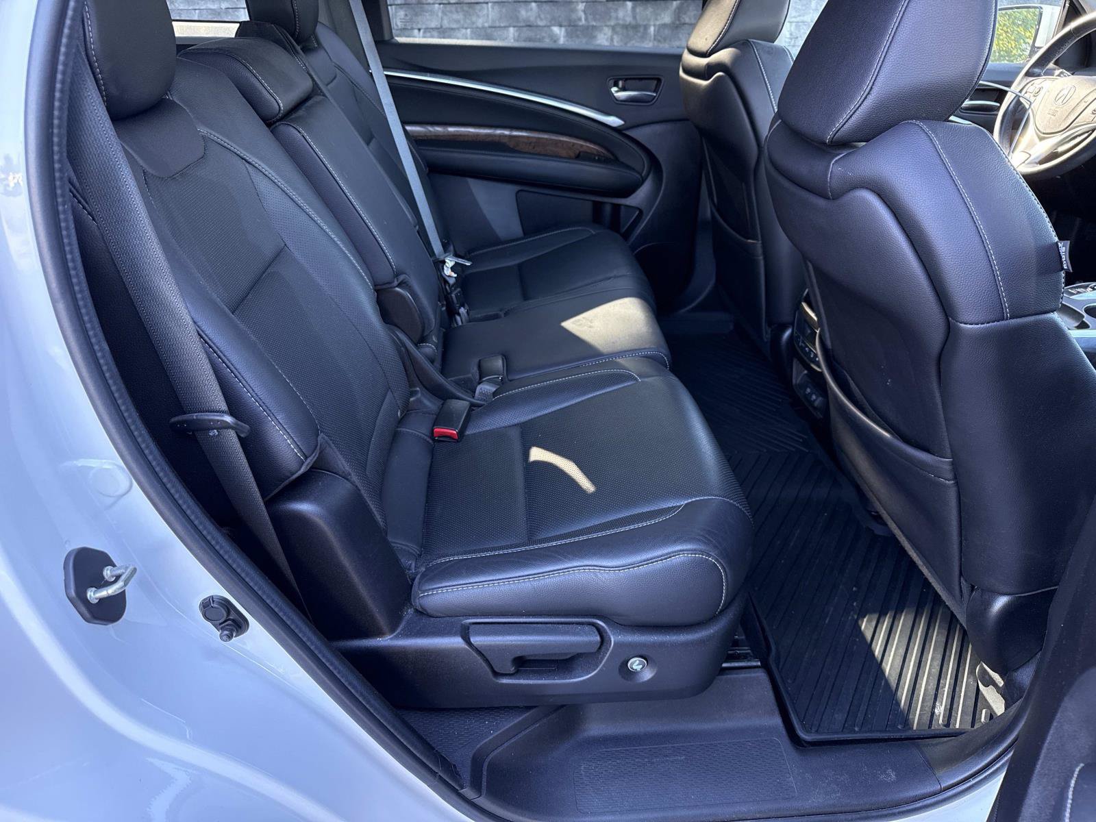 Used 2020 Acura MDX w/ Technology Package AWD/4WD image 26
