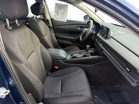 Used 2024 Honda Accord EX image 17