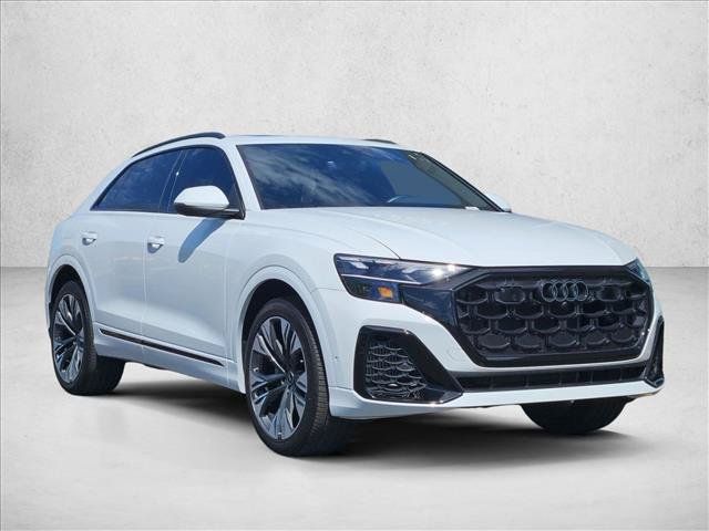 Used 2025 Audi Q8 Premium Plus AWD/4WD image 3