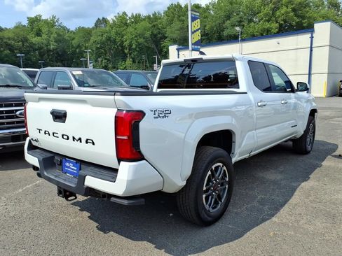 Used 2025 Toyota Tacoma TRD Sport AWD/4WD image 6