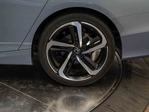 Used 2021 Honda Accord Sport image 10
