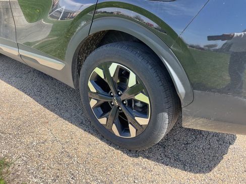 Used 2023 Kia Sportage X-Line w/ X-Line Premium Package image 4