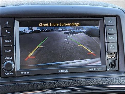 Used 2018 Dodge Grand Caravan SXT FWD image 11