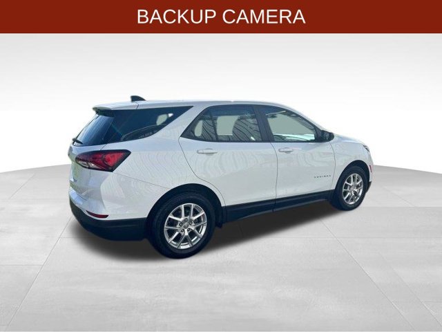 Used 2022 Chevrolet Equinox LS w/ LPO, Floor Liner Package FWD image 7