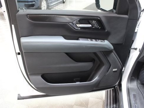 New 2026 GMC Yukon AT4 w/ AT4 Premium Plus Package AWD/4WD image 20