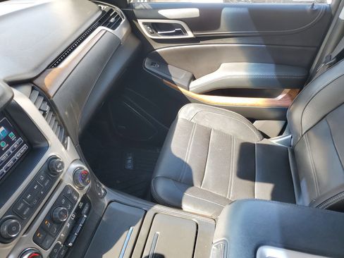 Used 2019 GMC Yukon Denali w/ Denali Ultimate Package image 28