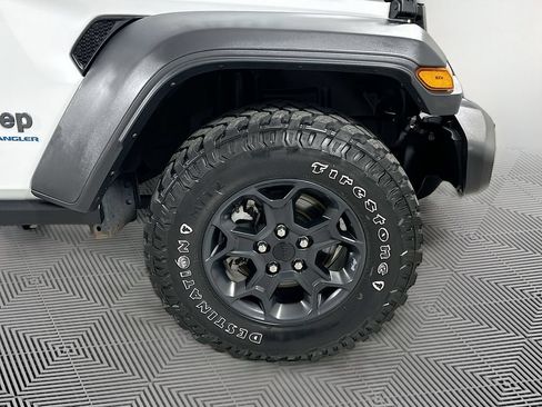 Used 2023 Jeep Wrangler Unlimited w/ 8.4" Radio Group AWD/4WD image 20