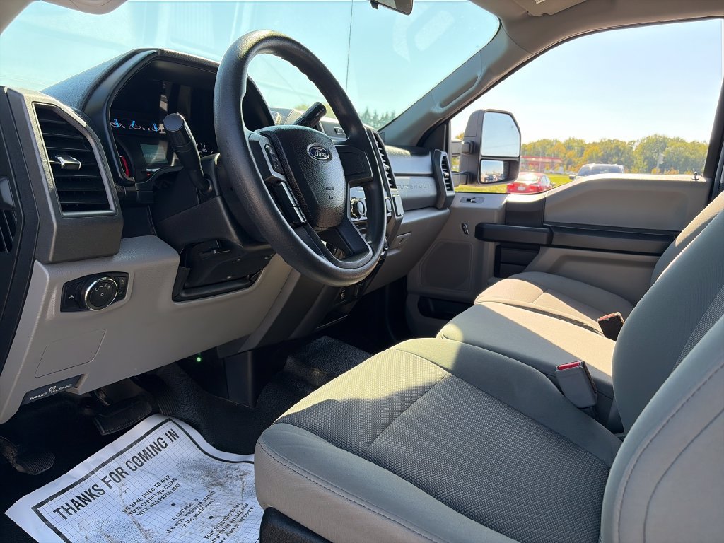 Used 2017 Ford F250 XL w/ Power Equipment Group AWD/4WD image 14