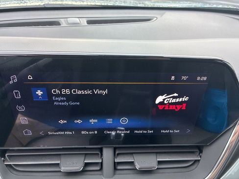 New 2026 Chevrolet Trax LT w/ Driver Confidence Package FWD image 9