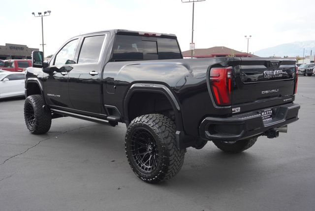 Used 2025 GMC Sierra 3500 Denali Ultimate AWD/4WD image 10