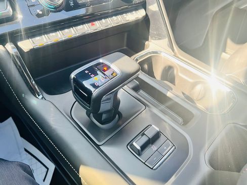 Used 2024 GMC Sierra 1500 AT4X image 36